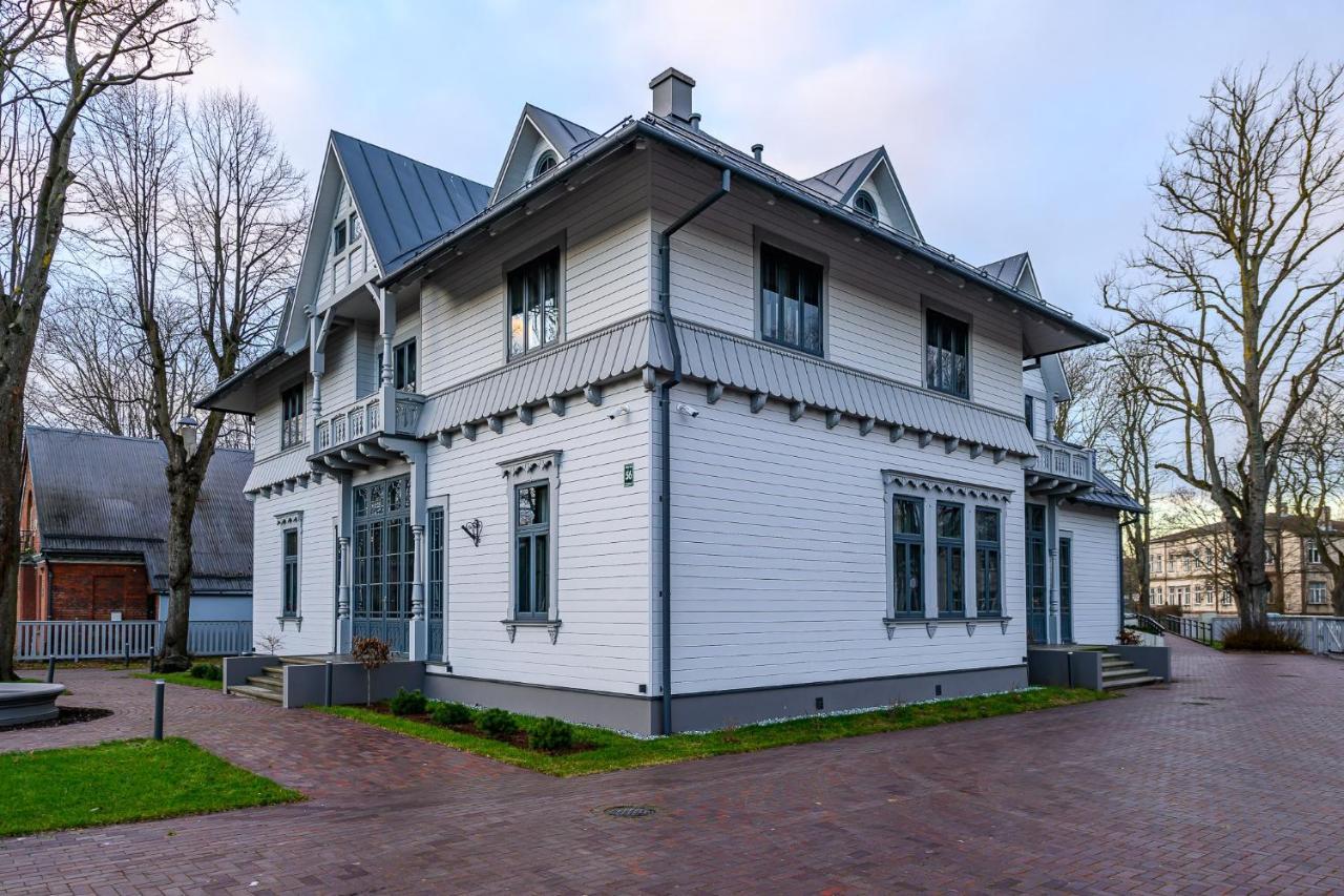 Roze Peldu Residence Liepāja Esterno foto